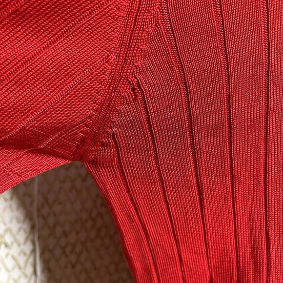 Vintage Evan-Picone 100% Silk Knit Red Mock Neck Short Sleeve Top Size L - Picture 8 of 9